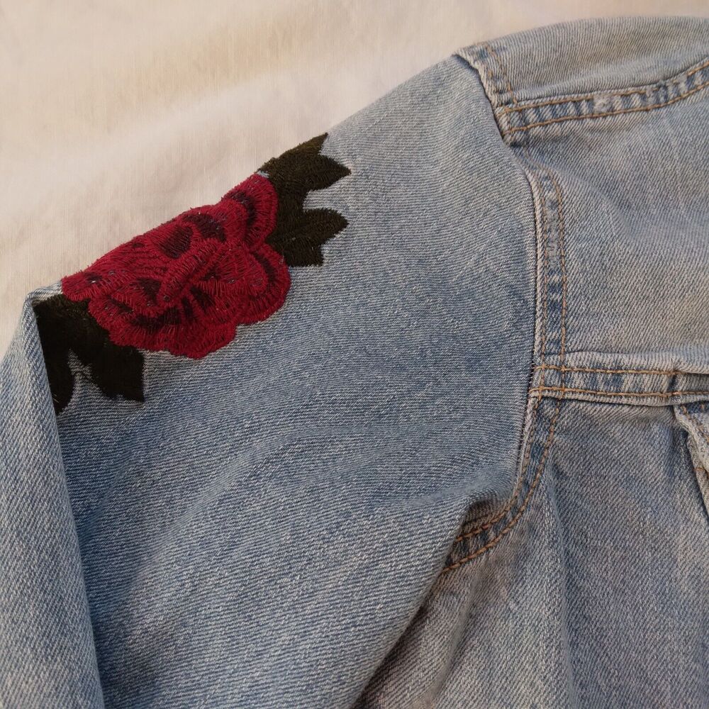 Arizona Jean Co. Denim Jacket Floral Embroidery Cottagecore Juniors Size Medium - Picture 4 of 12